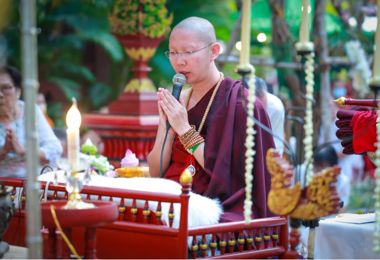 พระอาจารย์มหาอาวรณ์ ภูริปัญโญ